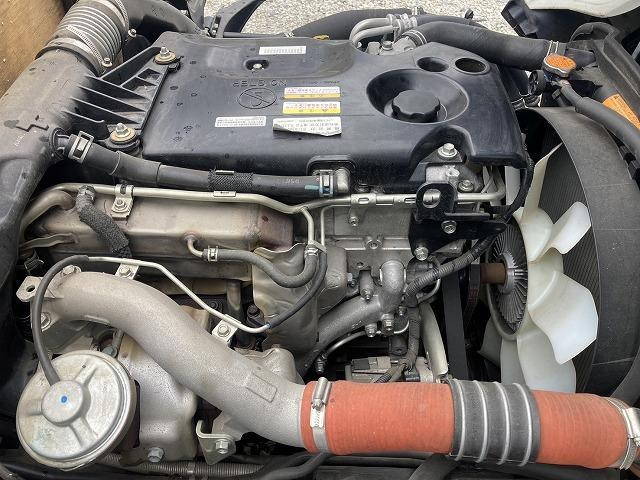 いすゞエルフ平ボディ小型（2t・3t）[写真12]