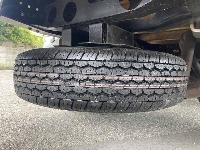 いすゞエルフ平ボディ小型（2t・3t）[写真26]