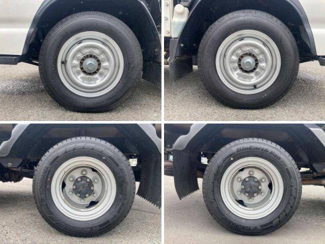 いすゞエルフ平ボディ小型（2t・3t）[写真27]