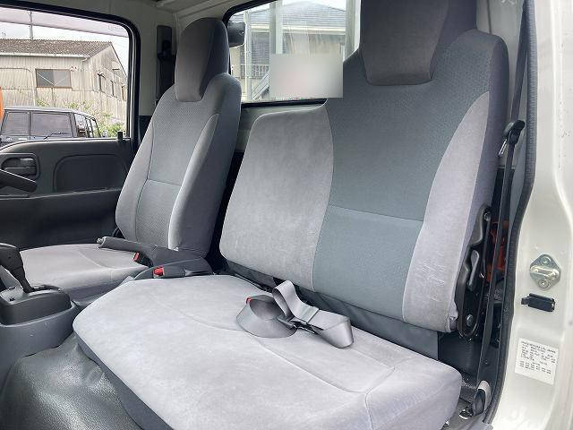 いすゞエルフ平ボディ小型（2t・3t）[写真28]