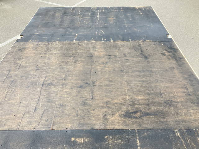 いすゞエルフ平ボディ小型（2t・3t）[写真15]