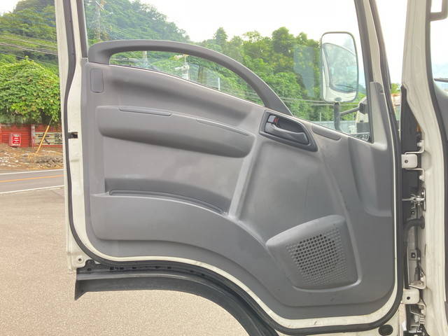 いすゞエルフ平ボディ小型（2t・3t）[写真28]