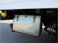 いすゞエルフ冷凍車（冷蔵車）小型（2t・3t）[写真25]