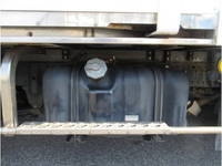 いすゞエルフ冷凍車（冷蔵車）小型（2t・3t）[写真27]