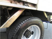 いすゞエルフ冷凍車（冷蔵車）小型（2t・3t）[写真32]