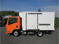 いすゞエルフ冷凍車（冷蔵車）小型（2t・3t）[写真05]