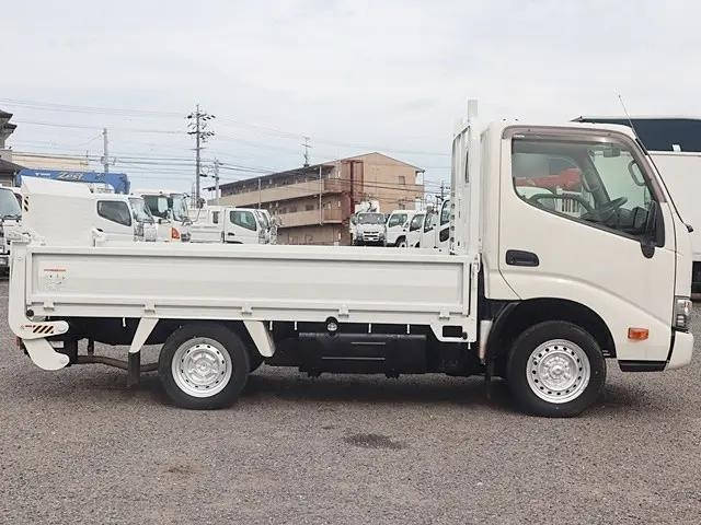 トヨタダイナ平ボディ小型（2t・3t）[写真05]