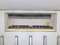 いすゞエルフ冷凍車（冷蔵車）小型（2t・3t）[写真13]