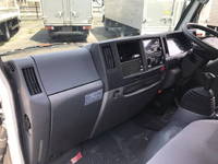 いすゞエルフ冷凍車（冷蔵車）小型（2t・3t）[写真31]