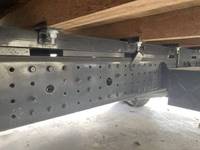 三菱ふそうキャンター平ボディ小型（2t・3t）[写真20]