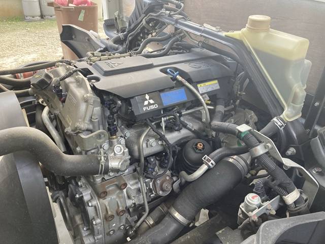 三菱ふそうキャンター平ボディ小型（2t・3t）[写真23]