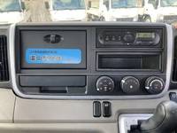 三菱ふそうキャンター平ボディ小型（2t・3t）[写真34]