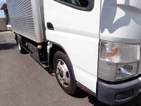 三菱ふそうキャンターアルミバン小型（2t・3t）[写真40]