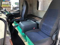 三菱ふそうファイターアルミウイング中型（4t）[写真20]