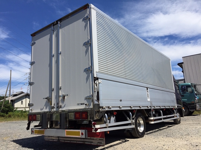 日野レンジャーアルミウイング中型（4t）[写真02]