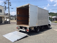 いすゞエルフアルミバン小型（2t・3t）[写真02]