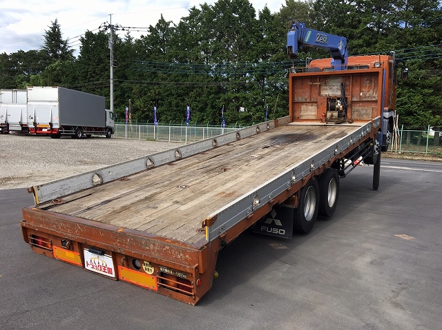 三菱ふそうスーパーグレートセルフクレーン4段大型（10t）[写真02]