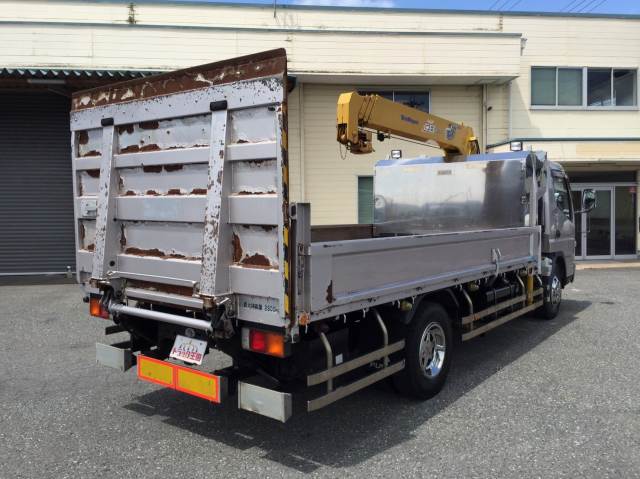 三菱ふそうキャンタークレーン4段小型（2t・3t）[写真02]