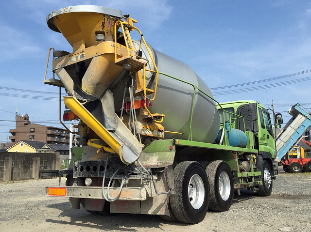 いすゞギガミキサー車（コンクリートミキサー）大型（10t）[写真02]