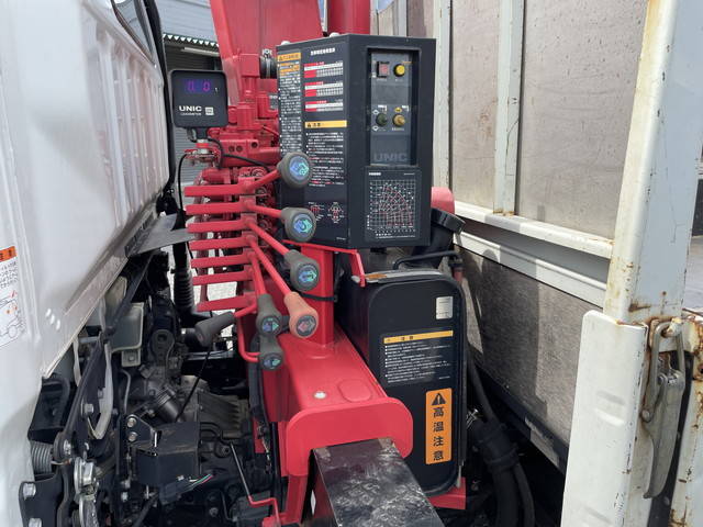 三菱ふそうキャンタークレーン4段小型（2t・3t）[写真14]