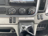 三菱ふそうキャンタークレーン4段小型（2t・3t）[写真34]