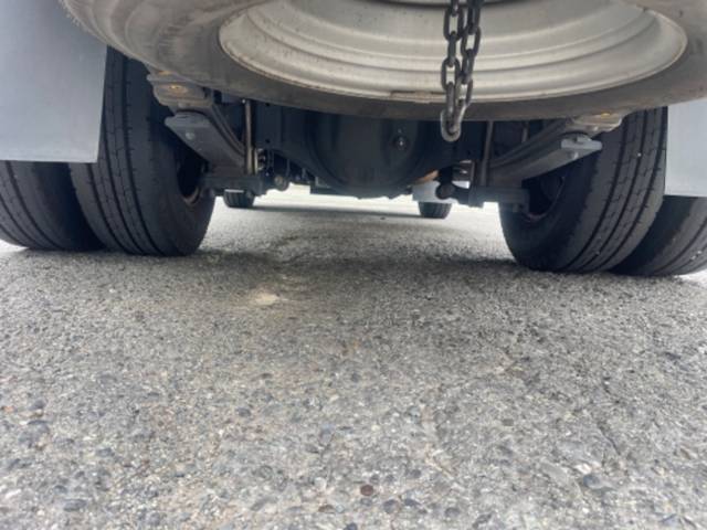 トヨタトヨエース平ボディ小型（2t・3t）[写真10]