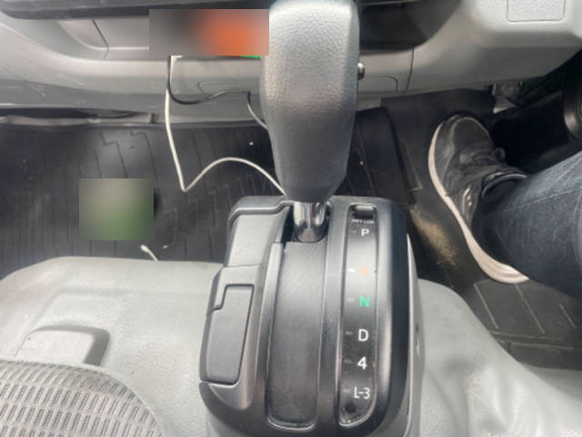 トヨタトヨエース平ボディ小型（2t・3t）[写真19]