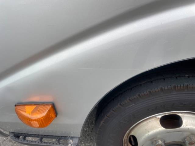 トヨタトヨエース平ボディ小型（2t・3t）[写真22]