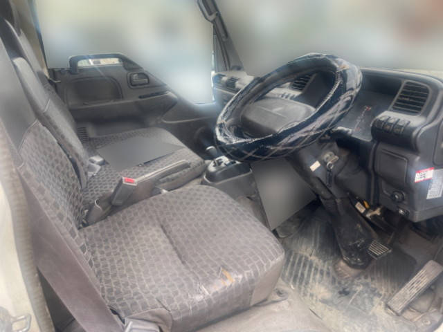 日産アトラスダブルキャブ（Wキャブ）小型（2t・3t）[写真19]