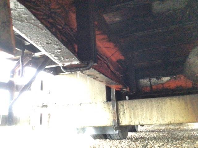 UDトラックスクオンアルミブロック大型（10t）[写真13]