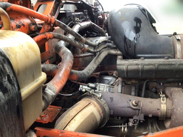 UDトラックスクオンアルミブロック大型（10t）[写真17]