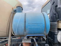 UDトラックスコンドルミキサー車（コンクリートミキサー）増トン（6t・8t）[写真16]