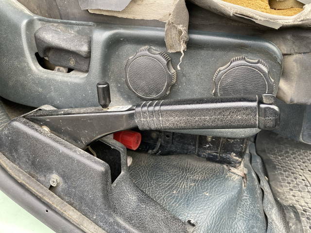 UDトラックスコンドルミキサー車（コンクリートミキサー）増トン（6t・8t）[写真29]