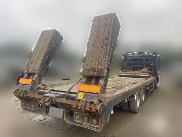 UDトラックスビッグサムセルフローダー大型（10t）[写真02]