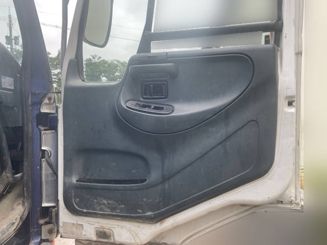 UDトラックスビッグサムセルフローダー大型（10t）[写真24]