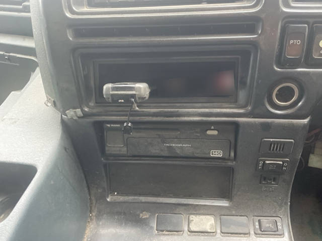 UDトラックスビッグサムセルフローダー大型（10t）[写真32]