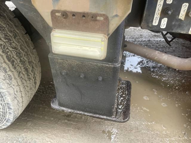 UDトラックスビッグサムセルフローダー大型（10t）[写真09]