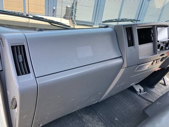 いすゞエルフセーフティローダー小型（2t・3t）[写真34]