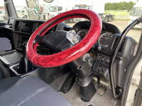 日野プロフィアアルミウイング大型（10t）[写真33]