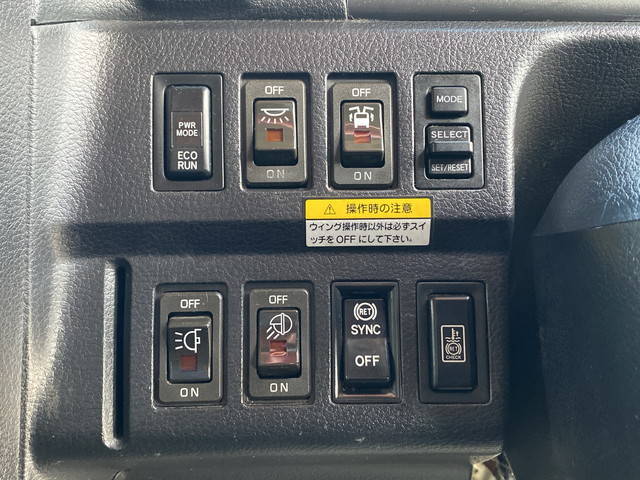 日野プロフィアアルミウイング大型（10t）[写真37]