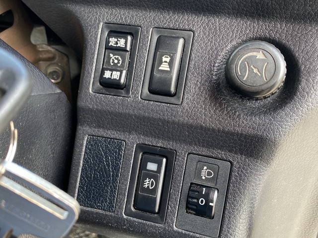 日野プロフィアアルミウイング大型（10t）[写真38]