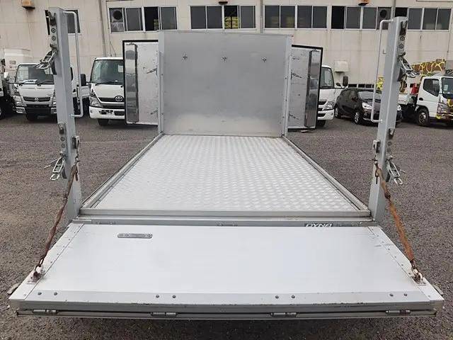 トヨタダイナアルミブロック小型（2t・3t）[写真14]