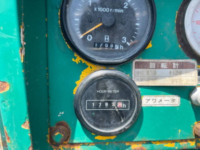 日野プロフィア汚泥吸引車大型（10t）[写真15]