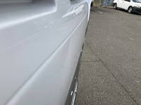 三菱ふそうキャンター平ボディ小型（2t・3t）[写真17]