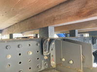 三菱ふそうキャンター平ボディ小型（2t・3t）[写真22]