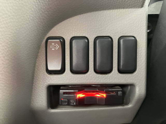 三菱ふそうキャンター平ボディ小型（2t・3t）[写真38]