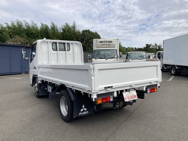 三菱ふそうキャンター平ボディ小型（2t・3t）[写真04]
