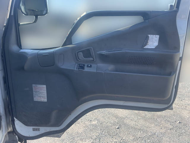 三菱ふそうキャンターその他の形状小型（2t・3t）[写真24]