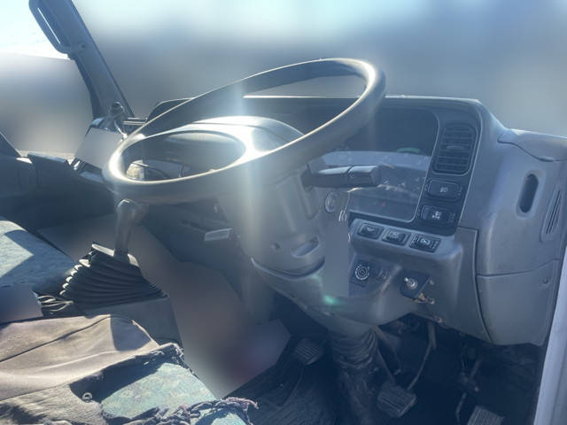 三菱ふそうキャンターその他の形状小型（2t・3t）[写真28]