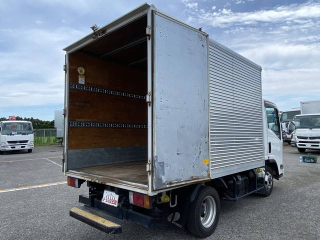 いすゞエルフアルミバン小型（2t・3t）[写真09]